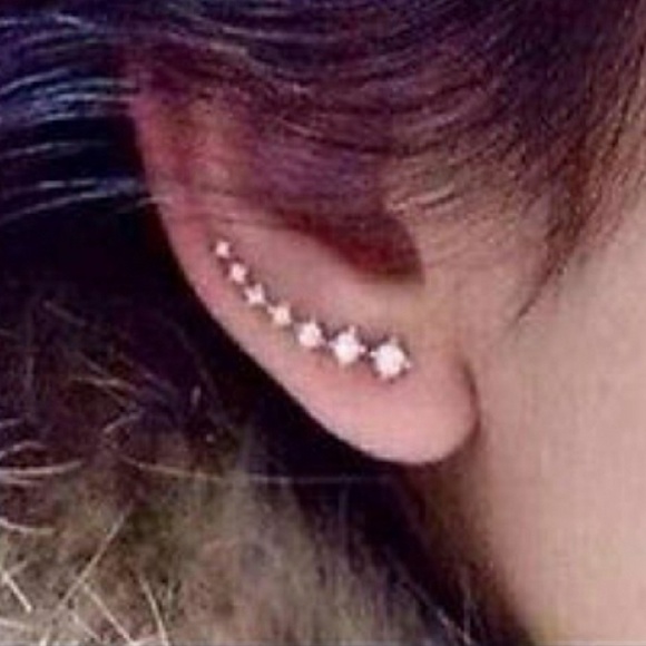 3/$15. 🔶️🌟Ear Pin Earrings3. - Picture 3 of 4